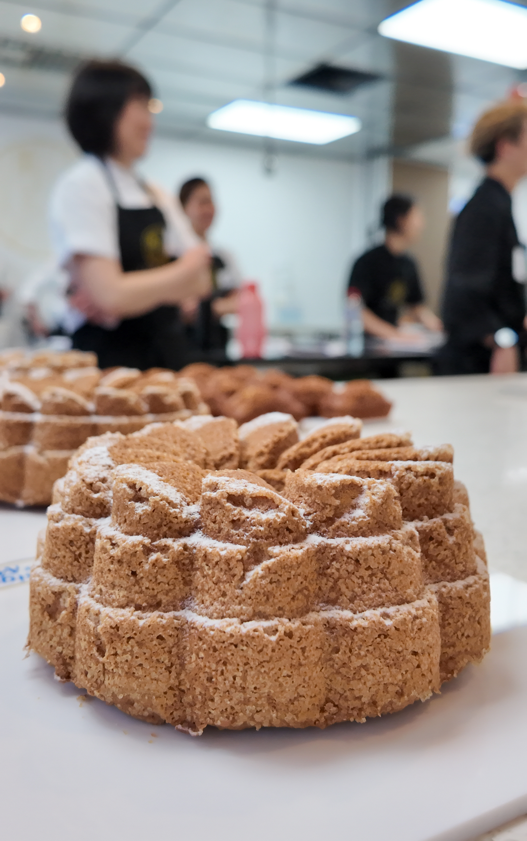 masterclass, alexis bouillet, student, viennoisserie, butter sheet, isigny butter, chou, caramel, cake